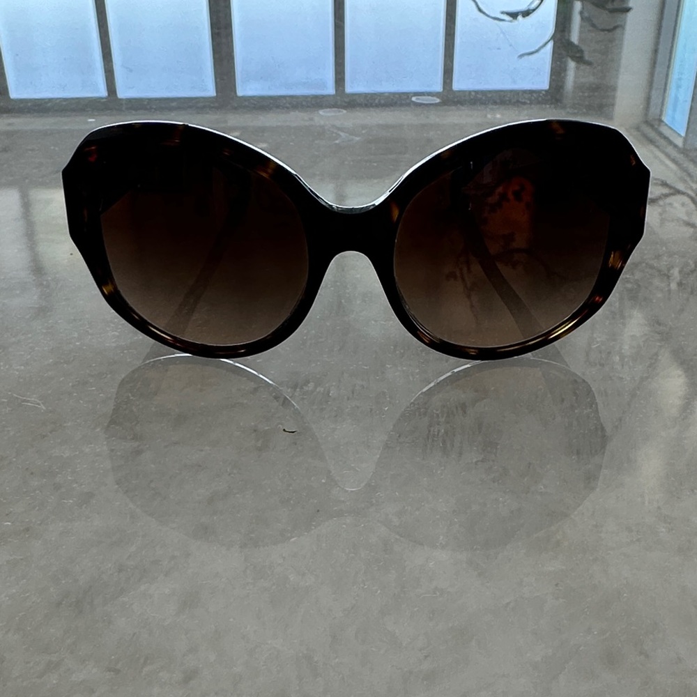 Tory Burch Brown Oversized Sunglasses